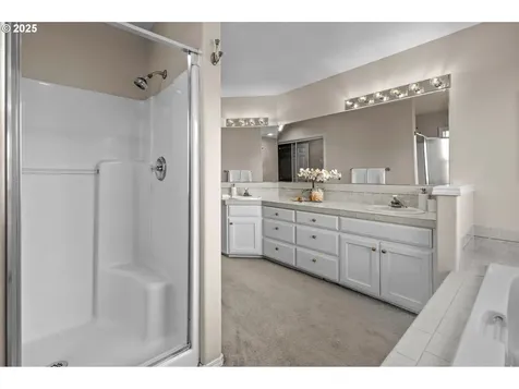 305 SW 169th Place Beaverton OR 97006
