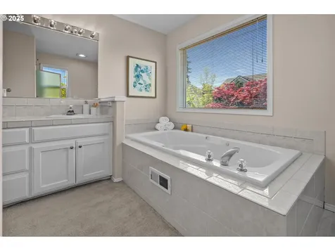305 SW 169th Place Beaverton OR 97006