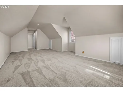 305 SW 169th Place Beaverton OR 97006
