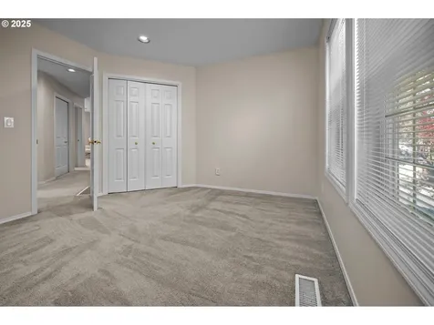305 SW 169th Place Beaverton OR 97006