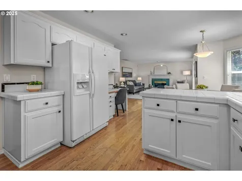 305 SW 169th Place Beaverton OR 97006