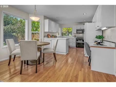 305 SW 169th Place Beaverton OR 97006