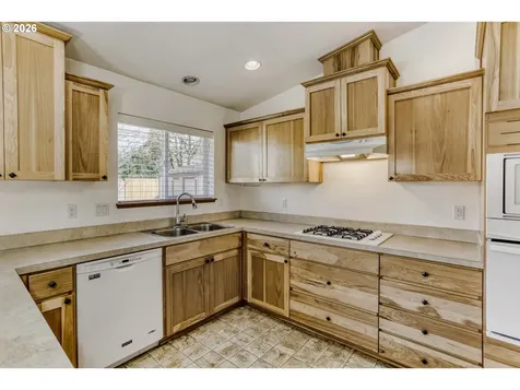 19243 Central Point Road Oregon City OR 97045