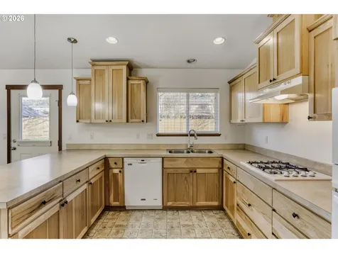 19243 Central Point Road Oregon City OR 97045