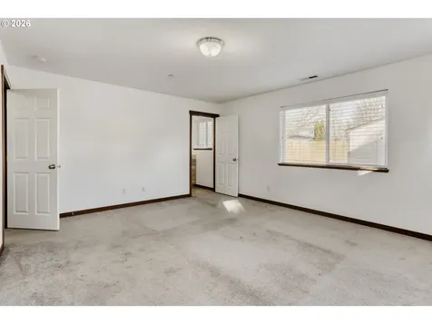 19243 Central Point Road Oregon City OR 97045