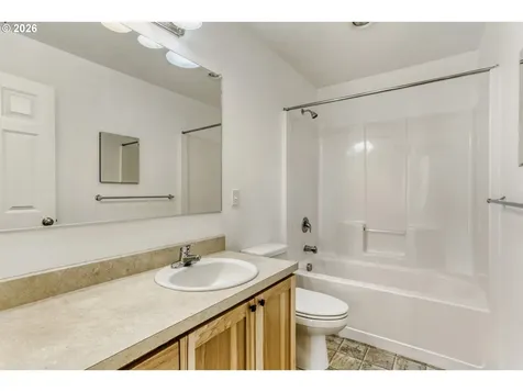 19243 Central Point Road Oregon City OR 97045