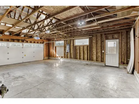 19243 Central Point Road Oregon City OR 97045