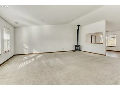 19243 Central Point Road Oregon City OR 97045