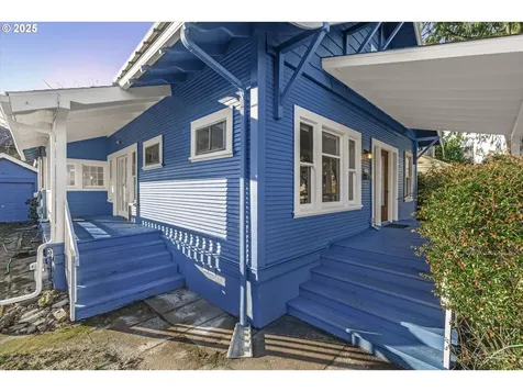 6109 NE 7th Avenue Portland OR 97211