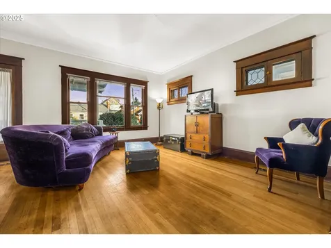 6109 NE 7th Avenue Portland OR 97211