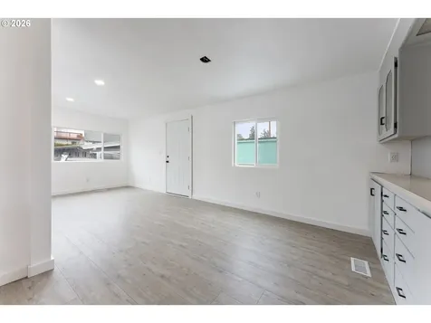 4424 SE Roethe Road Milwaukie OR 97267