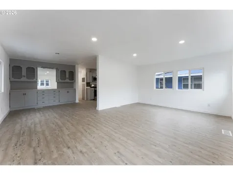 4424 SE Roethe Road Milwaukie OR 97267