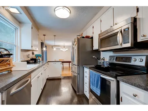 6055 SW 187th Drive Beaverton OR 97078