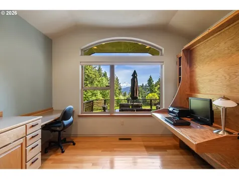 9491 Cook Underwood Road Underwood WA 98651