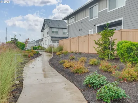 8473 SE Crabapple Street Hillsboro OR 97123