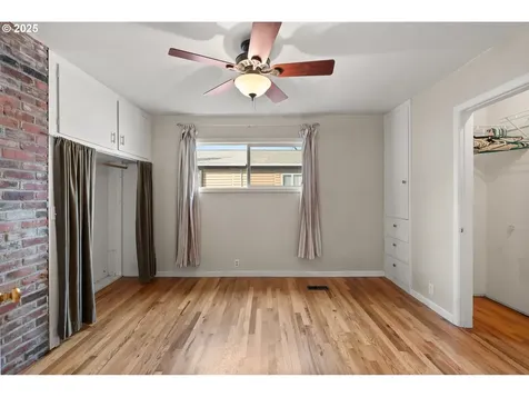 527 W Berdine Street Roseburg OR 97471