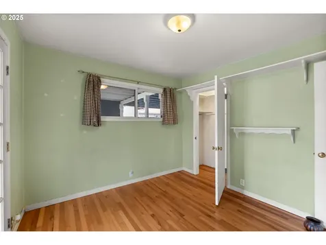 527 W Berdine Street Roseburg OR 97471