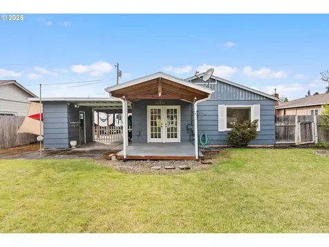 527 W Berdine Street Roseburg OR 97471