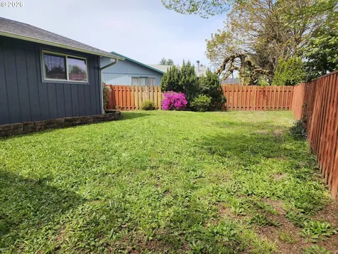 130 NE 12th Avenue Canby OR 97013