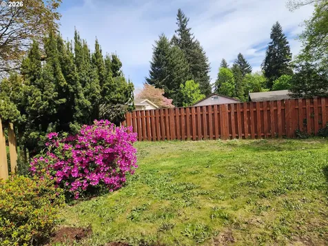 130 NE 12th Avenue Canby OR 97013