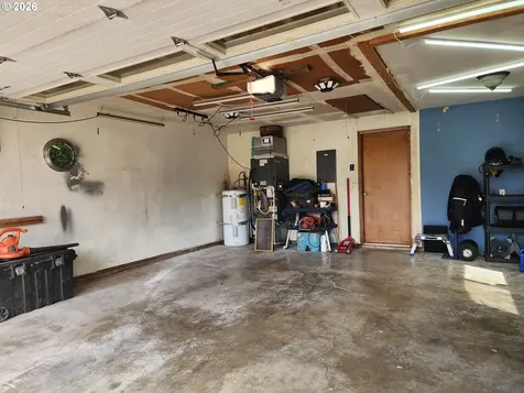 130 NE 12th Avenue Canby OR 97013