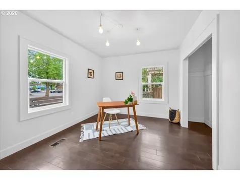 3327 SE 50th Avenue Portland OR 97206