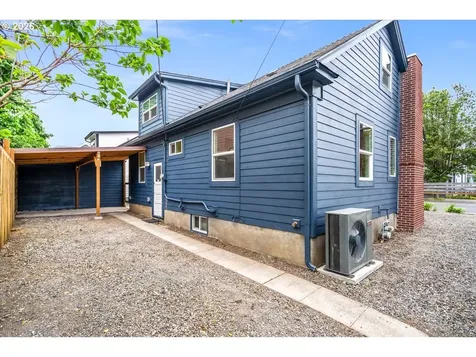 3327 SE 50th Avenue Portland OR 97206