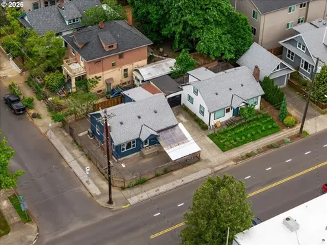 3327 SE 50th Avenue Portland OR 97206