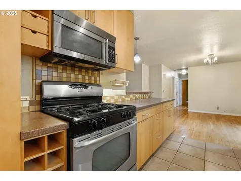 17975 Belmore Avenue Lake Oswego OR 97035
