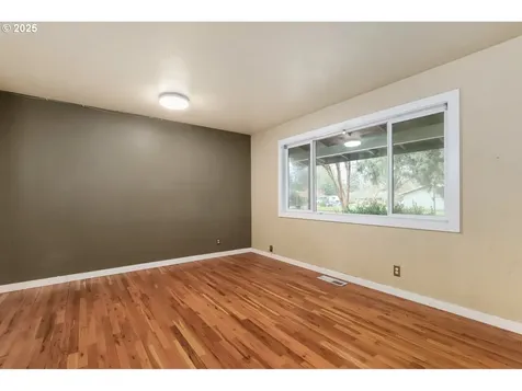 17975 Belmore Avenue Lake Oswego OR 97035