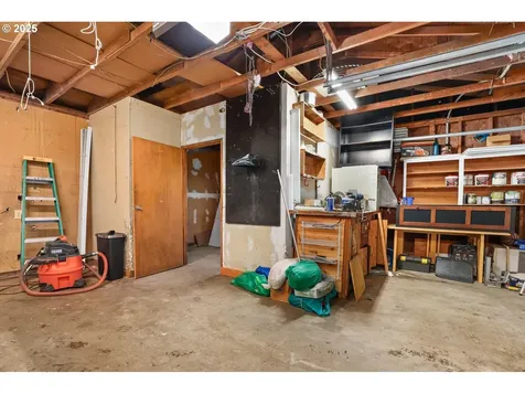 17975 Belmore Avenue Lake Oswego OR 97035