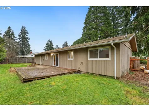 17975 Belmore Avenue Lake Oswego OR 97035