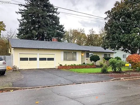 1649 NW Martin Avenue Roseburg OR 97471