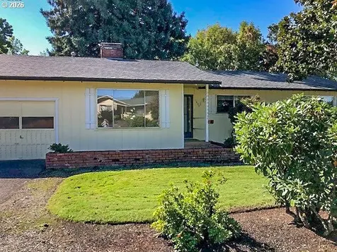 1649 NW Martin Avenue Roseburg OR 97471