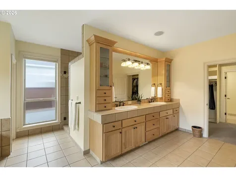 12505 NW 48th Court Vancouver WA 98685