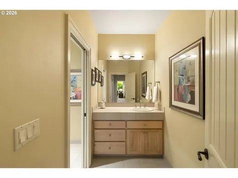 12505 NW 48th Court Vancouver WA 98685