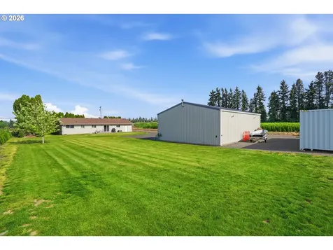 23901 NE Airport Road Aurora OR 97002