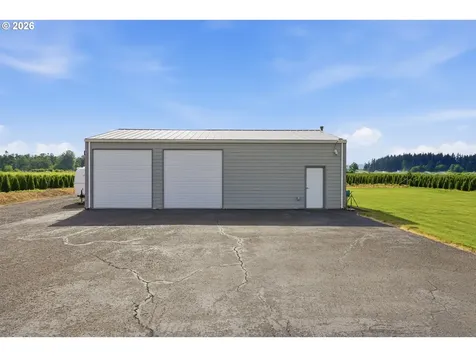 23901 NE Airport Road Aurora OR 97002