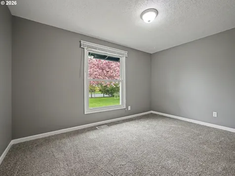 1780 SE 2nd Place Gresham OR 97080