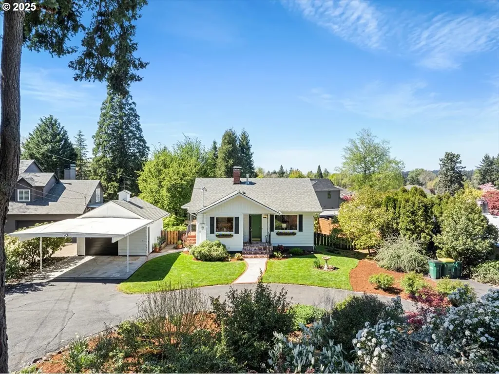 5903 SW Old Scholls Ferry Road Portland OR 97225
