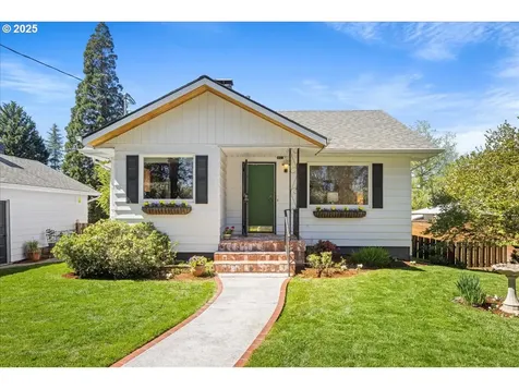 5903 SW Old Scholls Ferry Road Portland OR 97225