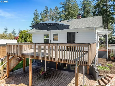 5903 SW Old Scholls Ferry Road Portland OR 97225