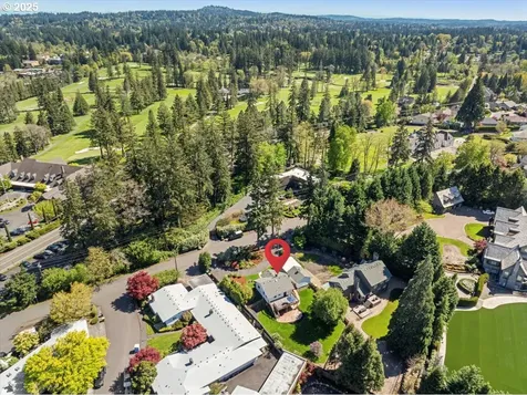 5903 SW Old Scholls Ferry Road Portland OR 97225