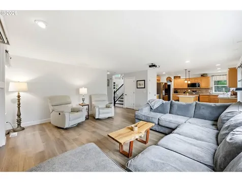 2046 NW Fargo Court Camas WA 98607