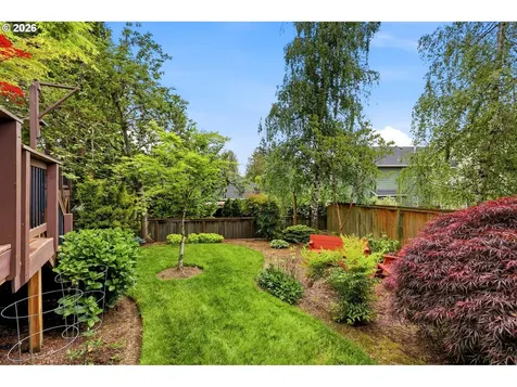 2046 NW Fargo Court Camas WA 98607