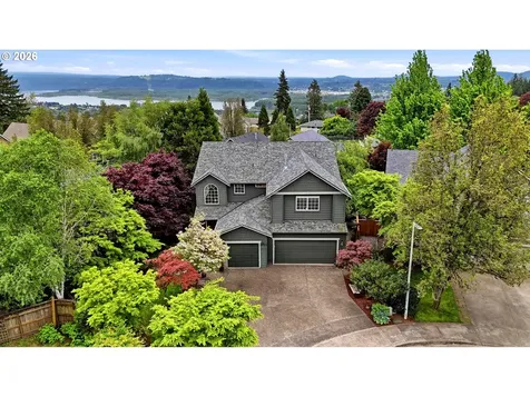 2046 NW Fargo Court Camas WA 98607
