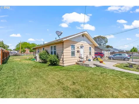 1420 Gregory Avenue Sunnyside WA 98944