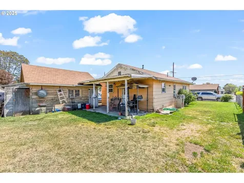 1420 Gregory Avenue Sunnyside WA 98944