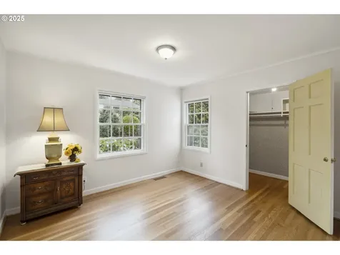 7116 SW Canyon Lane Portland OR 97225
