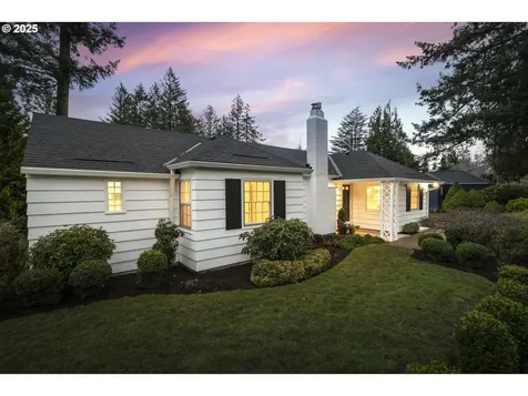 7116 SW Canyon Lane Portland OR 97225